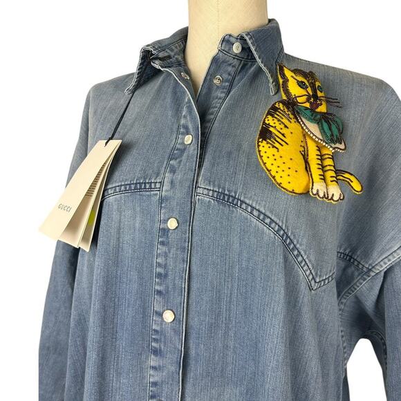 Gucci NWT SS 19 Bleached Oversized Denim Midi Dress w/ Cat Broach 38 M - Picture 4 of 9